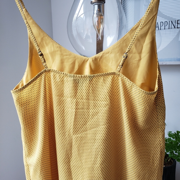 Banana Republic yellow cami NWT size s. - Picture 4 of 5